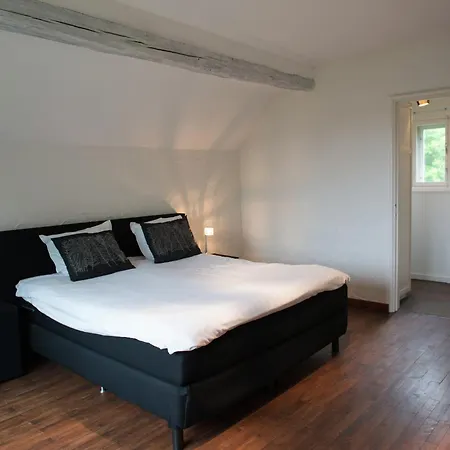 度假居 Mansion In Liege With Private Garden, Cleaning Included 斯帕