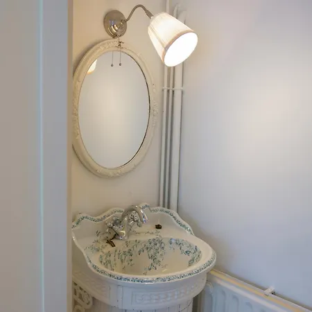 Mansion In Liege With Private Garden, Cleaning Included 度假居 斯帕
