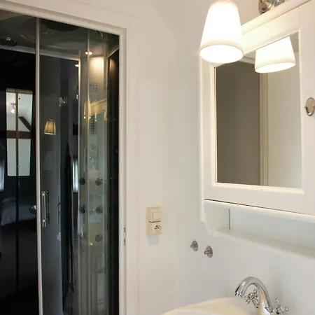 Mansion In Liege With Private Garden, Cleaning Included 度假居 斯帕