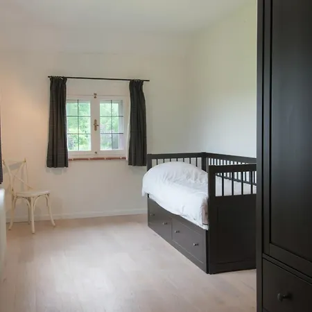 Mansion In Liege With Private Garden, Cleaning Included 度假居 斯帕